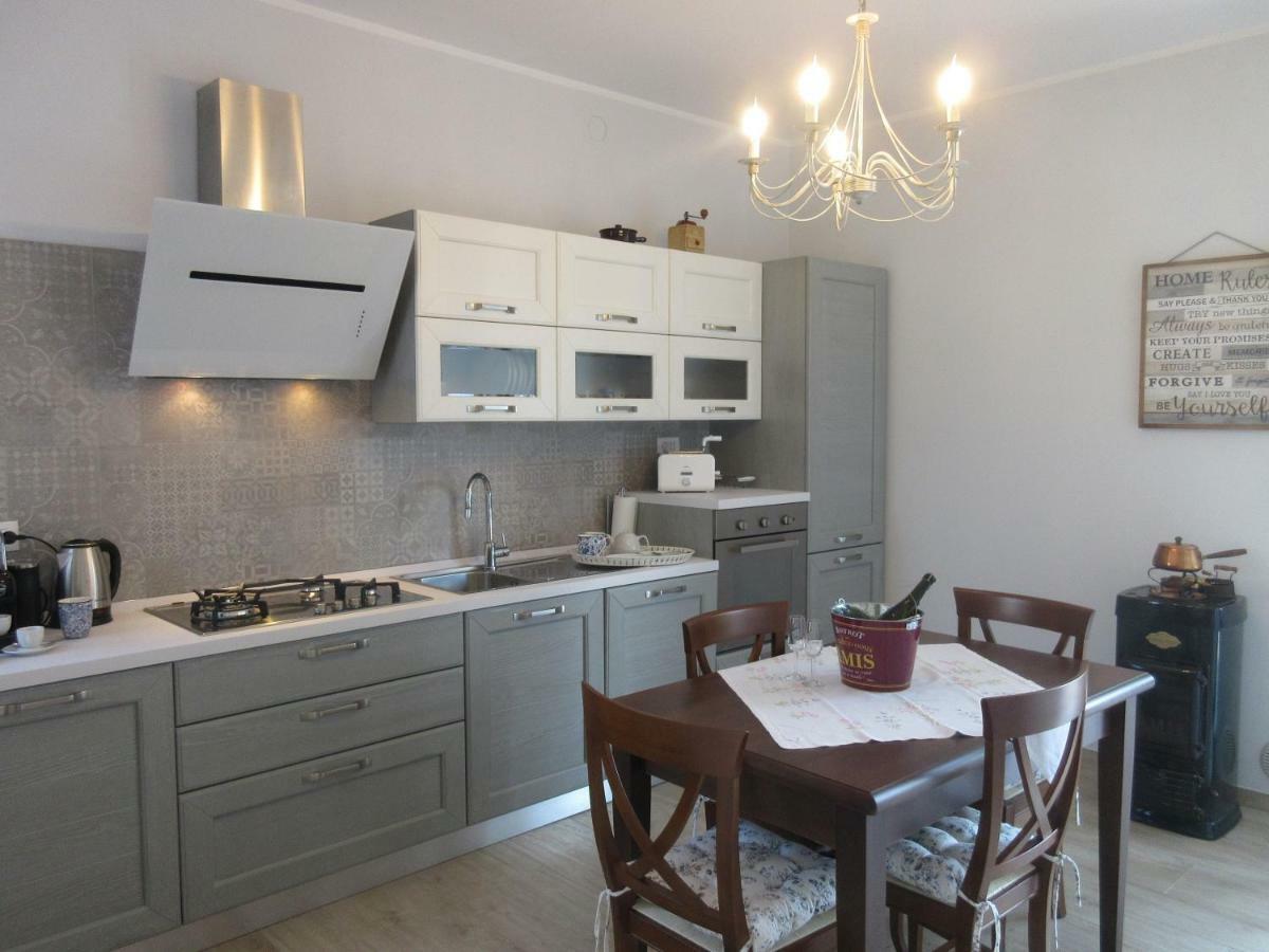 Vila Le Bricolle Viggiù Exteriér fotografie
