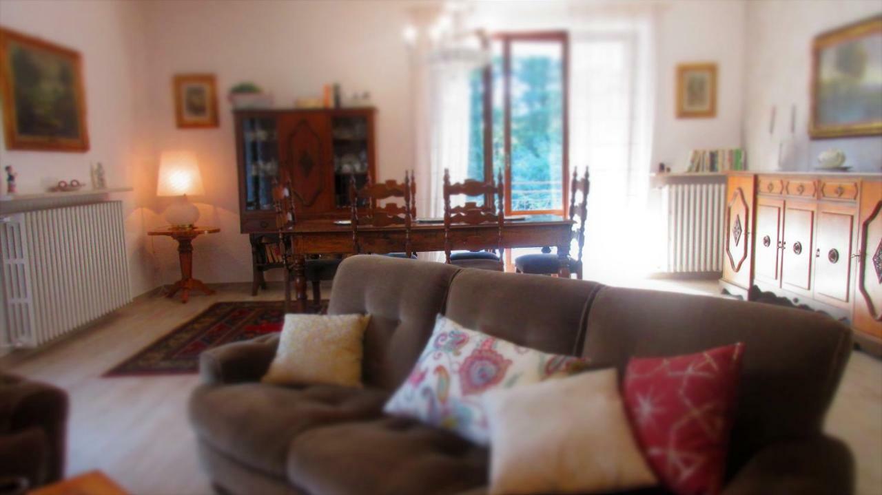 Vila Le Bricolle Viggiù Exteriér fotografie